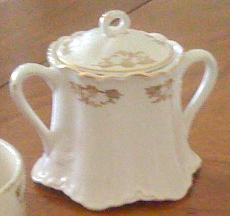 KTK186 Sugar Bowl & Lid