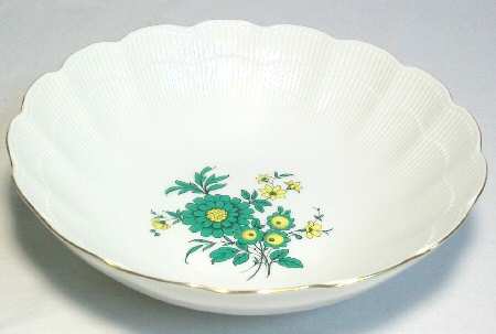 KAI64 9" Round Vegetable Bowl