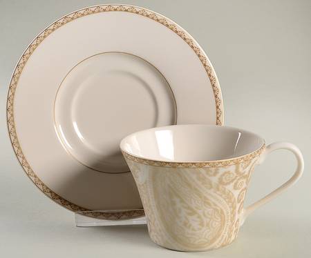 KUG1 Flat Cup & Saucer Set