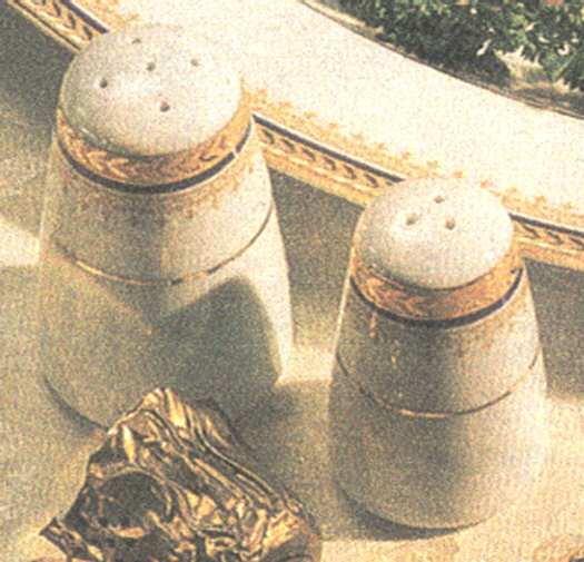 Regency Gold Salt & Pepper Set
