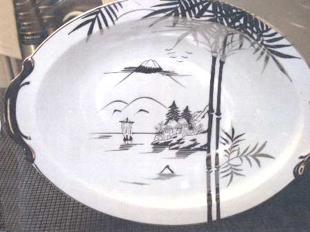 KUT324 9" Oval Vegetable Bowl