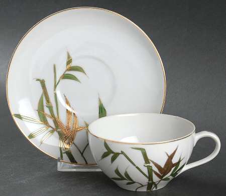 KUT325 Flat Cup & Saucer Set