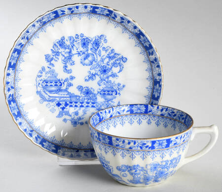 China Blau Flat Cup & Saucer Set