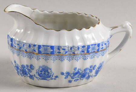 China Blau Creamer