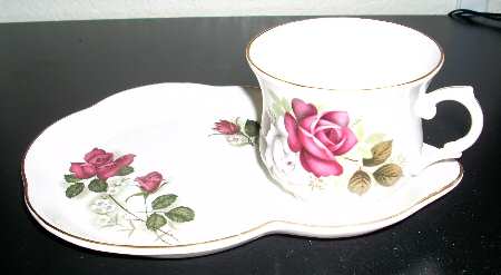 KNT53 Dessert Plate & Cup Set