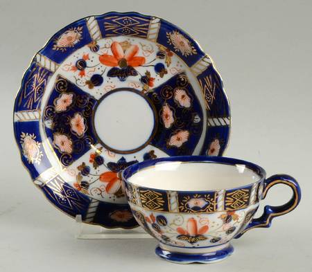 KON133 Footed Demitasse Cup & Saucer Set