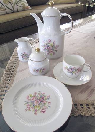 Romantica Ho Coffee Pot & Lid