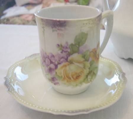 KOE65 Footed Demitasse Cup & Saucer Set