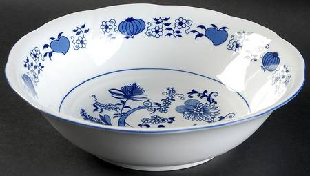 Blue Onion 9" Round Vegetable Bowl