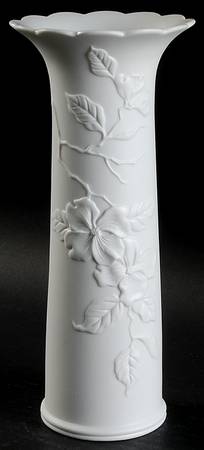 Dogwood 9" Trumpet Vase