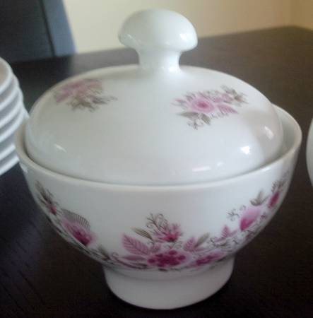 KHL115 Sugar Bowl & Lid