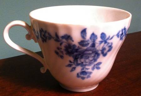 KAI79 Footed Cup