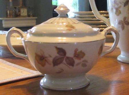 5307 Sugar Bowl & Lid