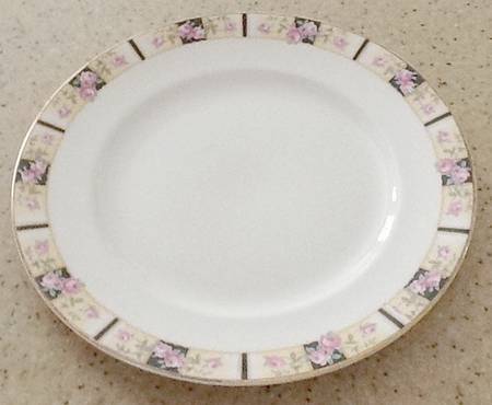 KTK223 (No Verge) Dinner Plate