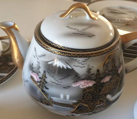 KUT384 Teapot & Lid
