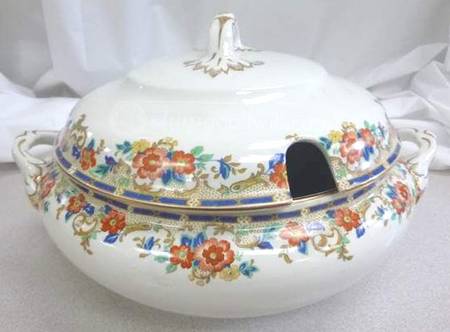 KEE19 Tureen &  Lid