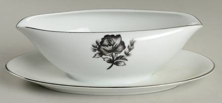 KUT388 Gravy Boat with Attached Underplate