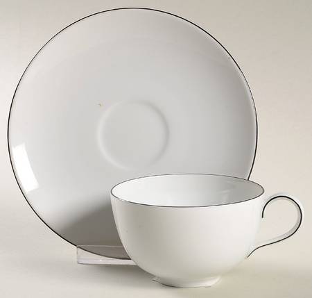Urbino Canto Flat Cup & Saucer Set
