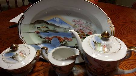 KUT394 Teapot & Lid