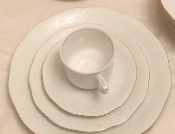 KRA2 Dinner Plate