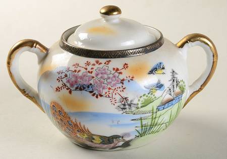 KUT402 Sugar Bowl & Lid