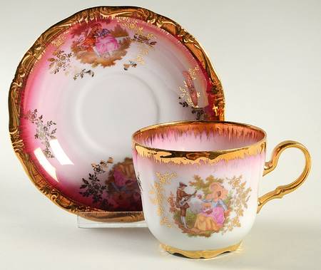 KU2 Red Flat Cup & Saucer Set