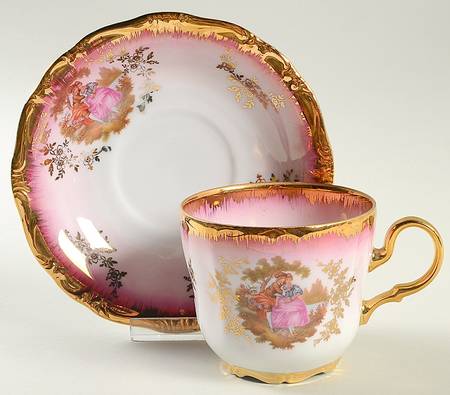 KU2 Red Flat Cup & Saucer Set