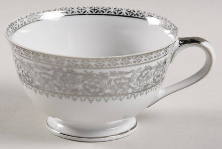 KUT404 Footed Cup