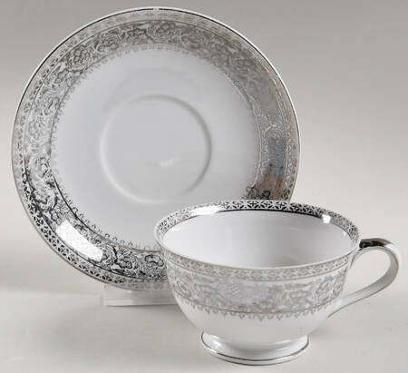 KUT404 Footed Cup & Saucer Set