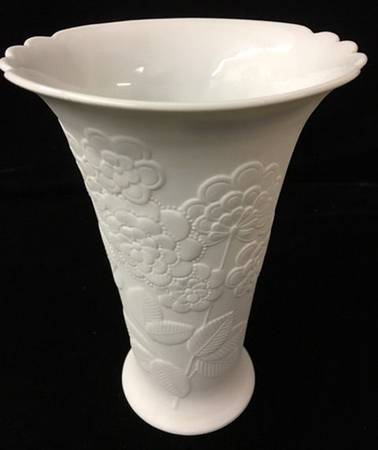 Sardinia 8" Trumpet Vase