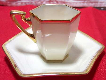 86 Flat Demitasse Cup & Saucer Set