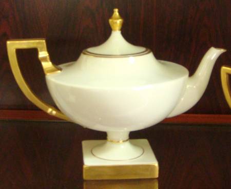 86 Teapot & Lid