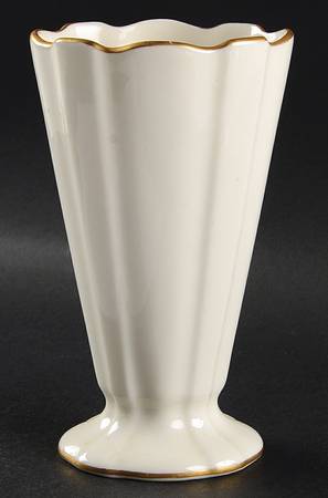 86 7" Vase