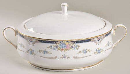 Abigail Round Covered Vegetable
