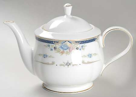 Abigail Teapot & Lid