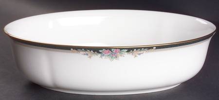 Alyssa 9" Oval Vegetable Bowl