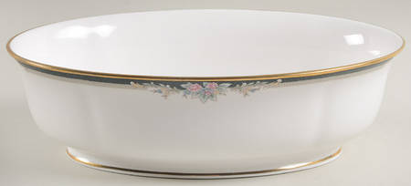 Alyssa 9" Oval Vegetable Bowl