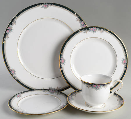 Alyssa 5 Piece Place Setting