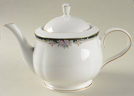 Alyssa Teapot & Lid