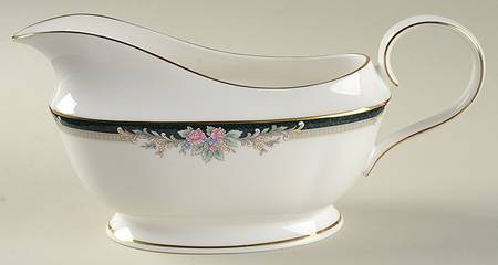 Alyssa Gravy Boat