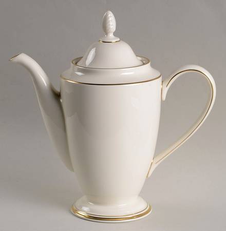 Ambassador Gold 1999 Shape Coffee Pot & Lid