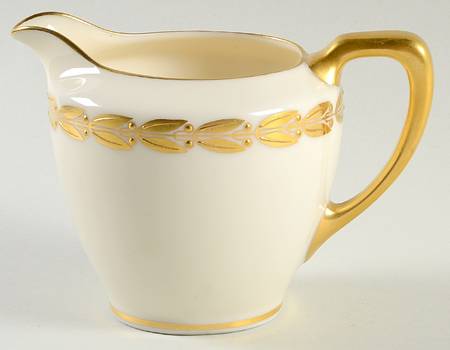 Antoinette Ivory Creamer
