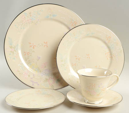 April 5 Piece Place Setting