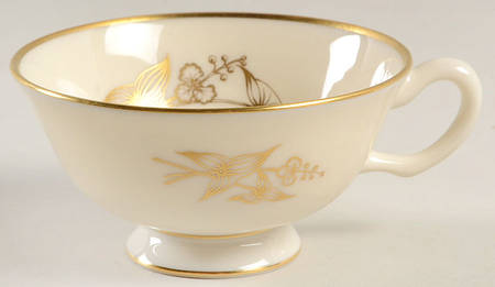 Arrowhead Footed Cup