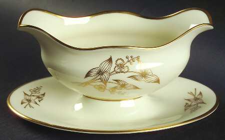 Arrowhead Gravy Boat with Attached Underplate