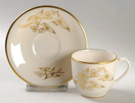 Arrowhead Footed Demitasse Cup & Saucer Set