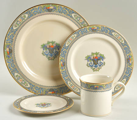 Autumn (Newer, Gold Backstamp) 4 Piece Place Setting