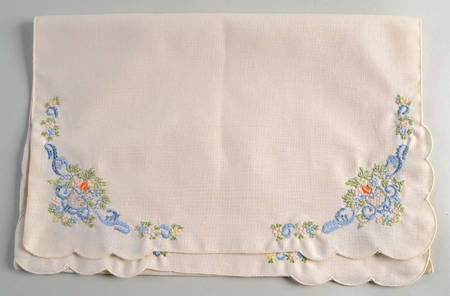 Autumn (Newer, Gold Backstamp) 14" x 36" Cloth Table Runner