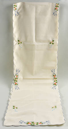 Autumn (Newer, Gold Backstamp) 13" X 85" Cloth Table Runner