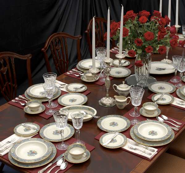 Autumn (Newer, Gold Backstamp) 53 Piece Estate Set